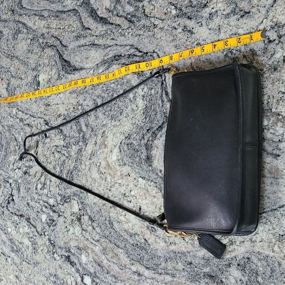 Coach Vintage Crossbody Bag - Picture 12 of 15